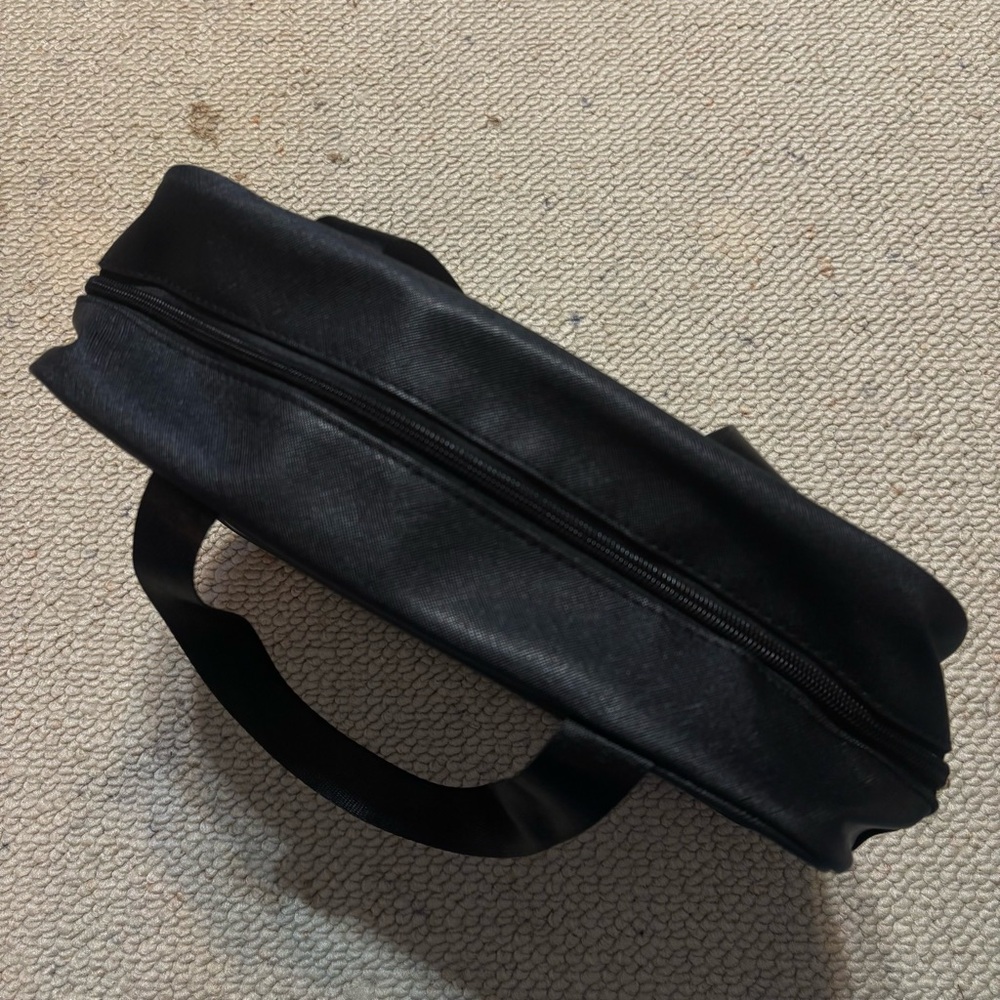Toiletry Bag - Size Large - Picture 4 of 6